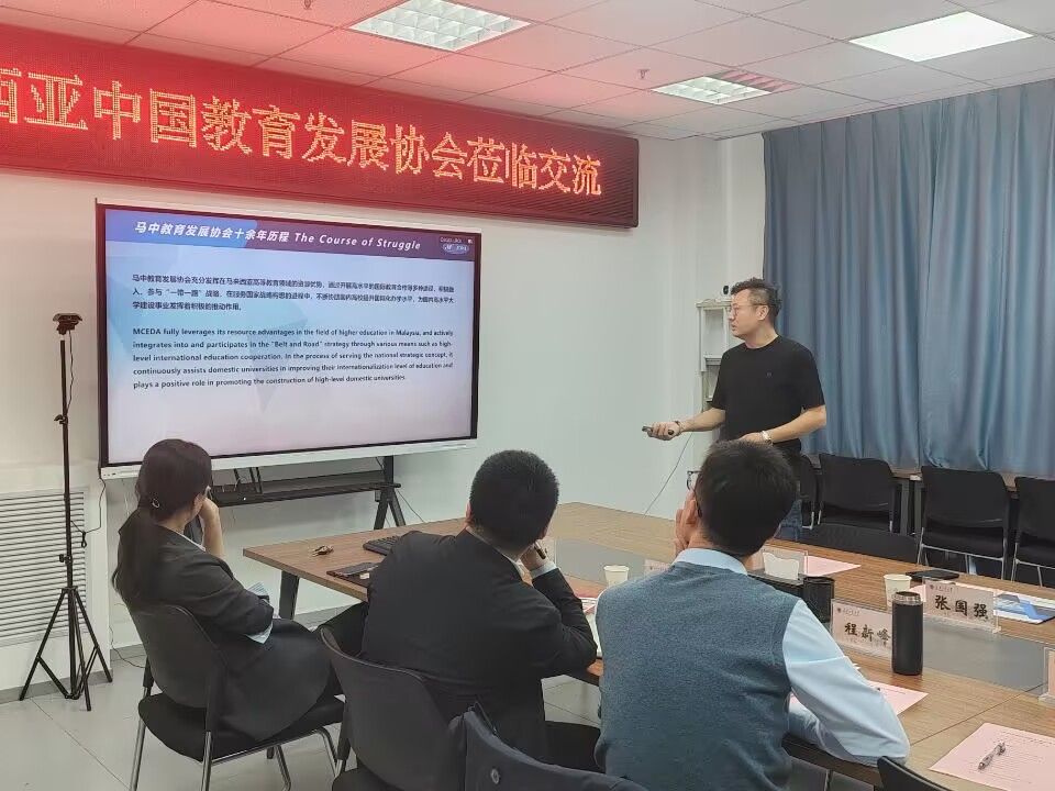 2298e9a4dcc10e31ccf2a1c9295e68a1 2298e9a4dcc10e31ccf2a1c9295e68a1