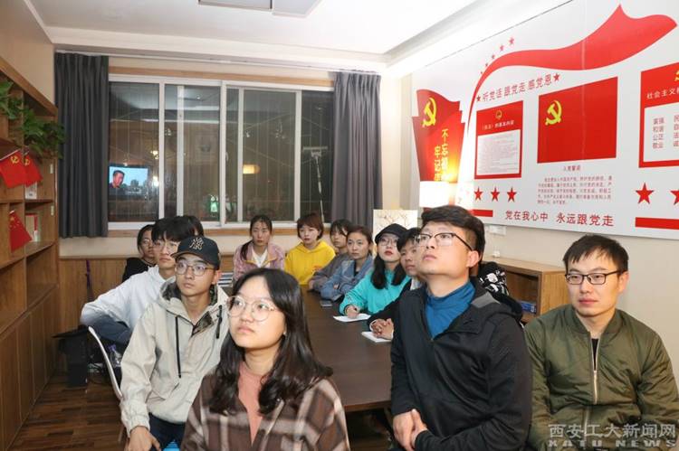 说明: //www.crdaohang.net/__local/8/46/7D/07777E67E198F90EB1DF4935E61_2F45E6D8_18A39.jpg