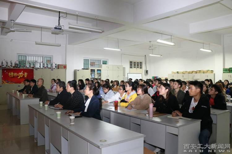 说明: //www.crdaohang.net/__local/B/FD/24/AED77621351F9776436E24CEEBC_6B65F885_13464.jpg