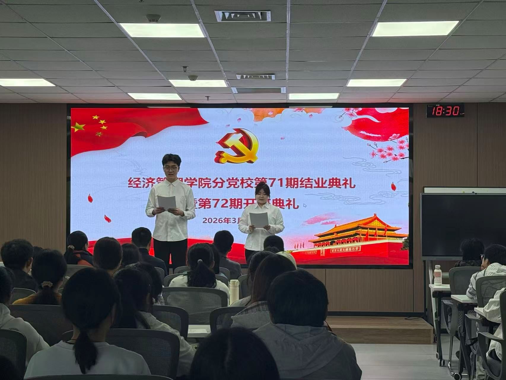 说明: 21d06d8bc1f4a146cc4ba0852cdf4436